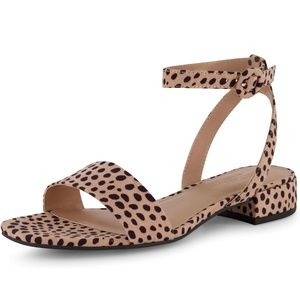CUSHIONAIRE Women's Nobu one band low block heel sandal